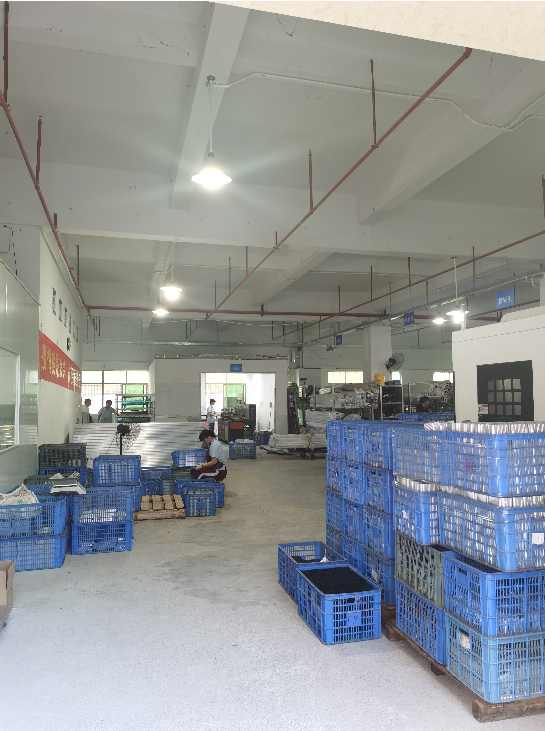 客戶訂單接踵而至，忙碌的發(fā)貨現(xiàn)場|鉑源五金